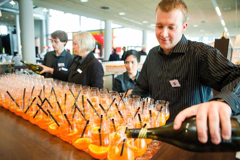 Erstklassiger Service im Kongresszentrum | © Andreas Birresborn